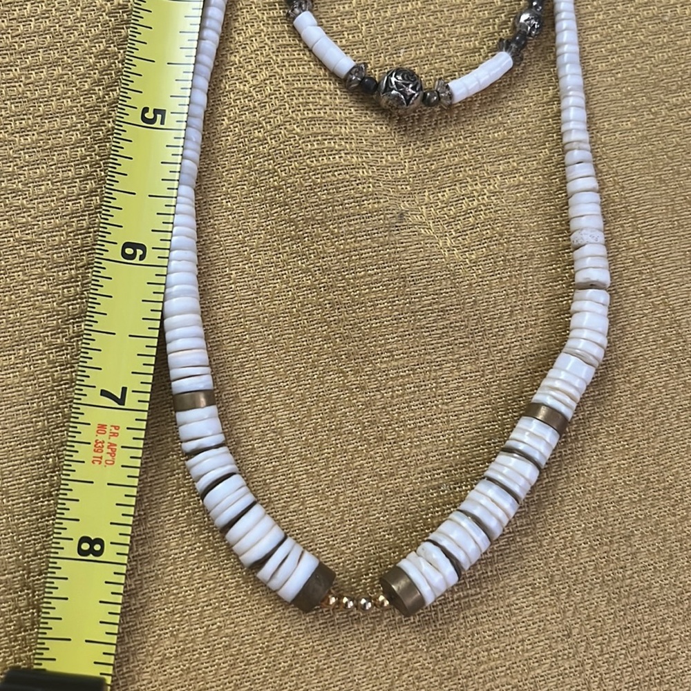 Vintage Puka Shells with Bracelet - Picture 6 of 6